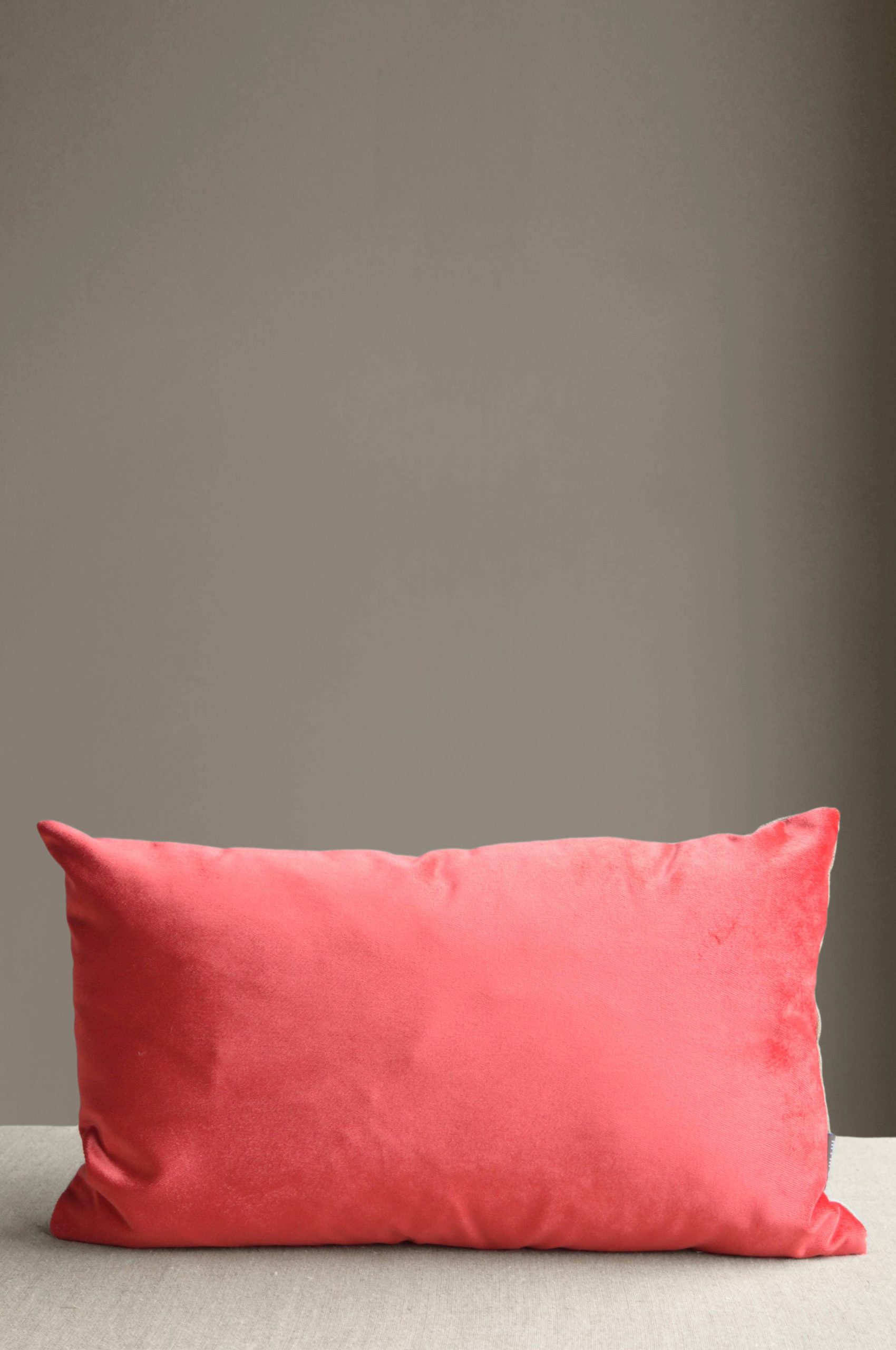 Fløyelspute Beverly 30x50 cm v:1087693